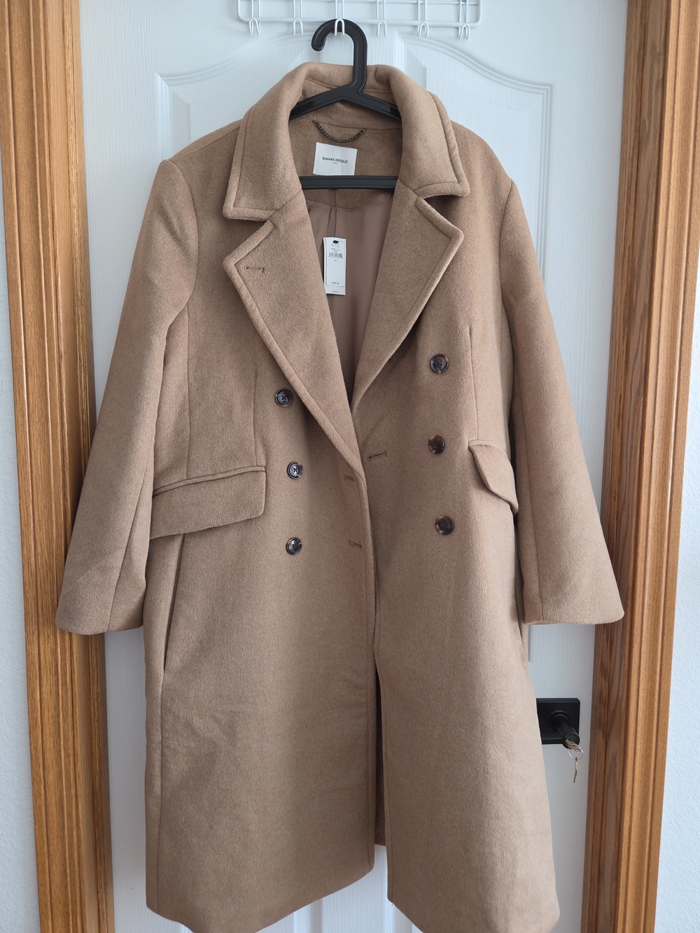 Banana Republic Classic Double-Breasted Women's Wool Blend Coat - Camel